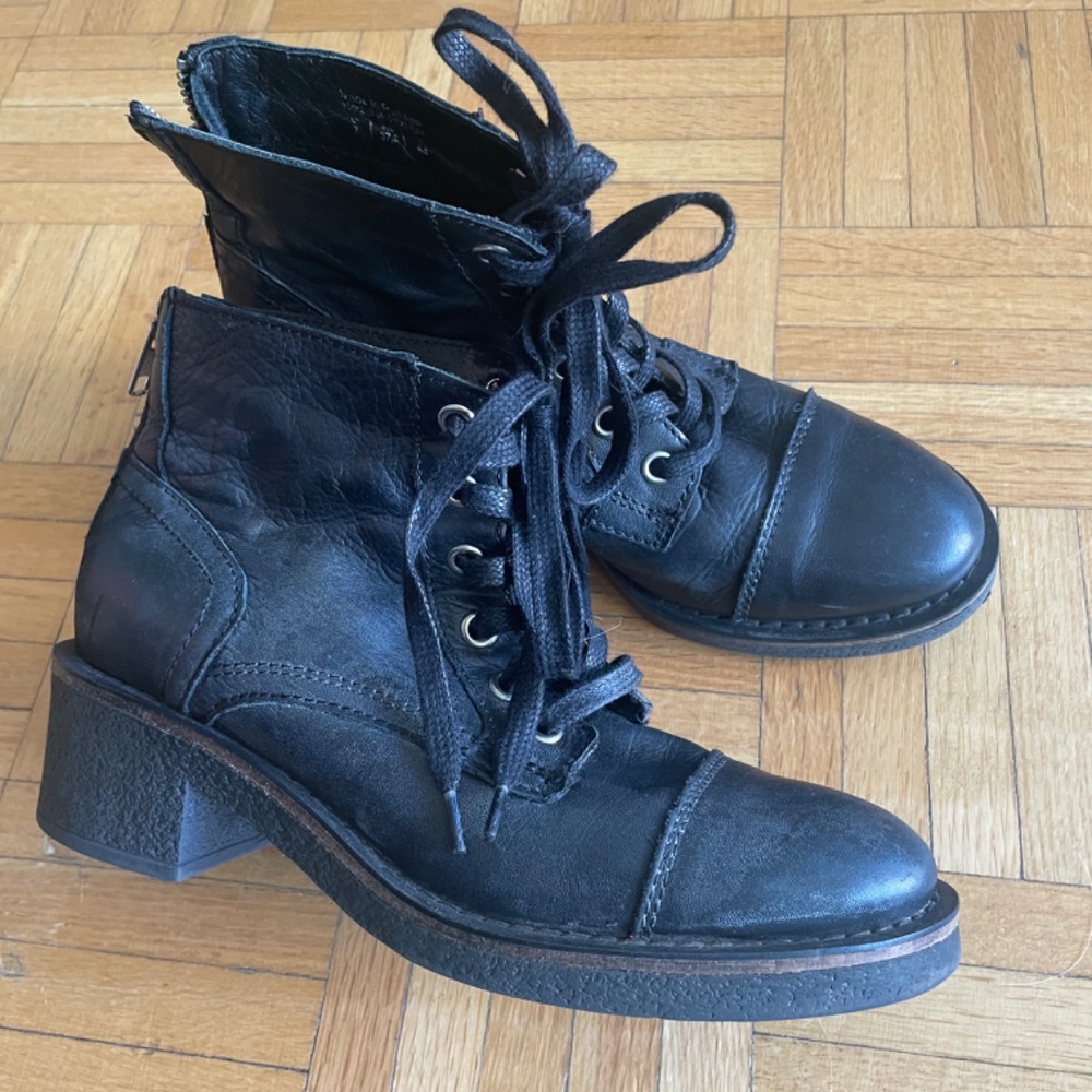 Women's Aldo Black booties size 37.5